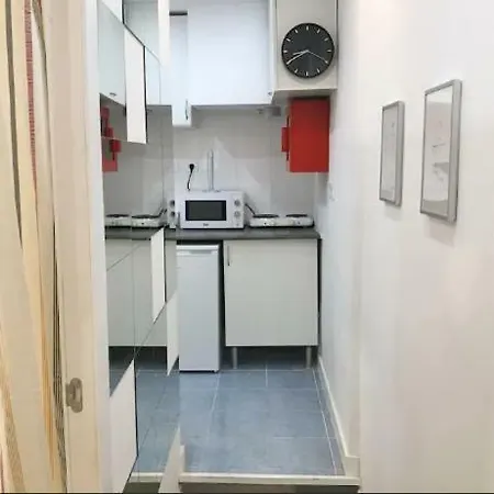 Apartment Cozy And Beautiful Flat In Great Location!