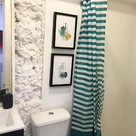 Cozy And Beautiful Flat In Great Location! * Lisbon