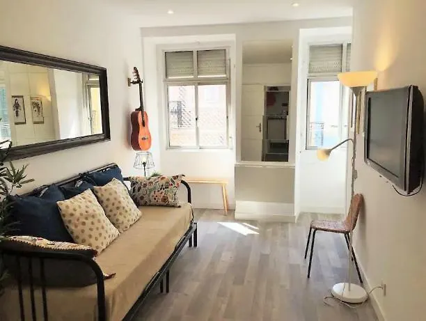 Cozy And Beautiful Flat In Great Location! Lägenhet *